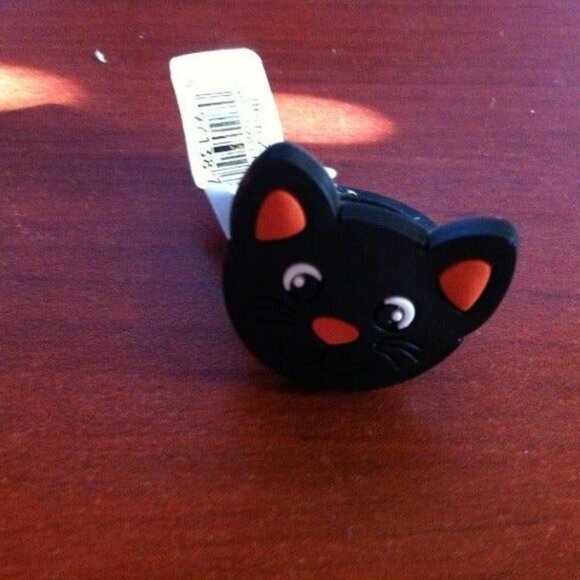 Black Cat Rubber Halloween Kids Ring - Picture 1 of 1